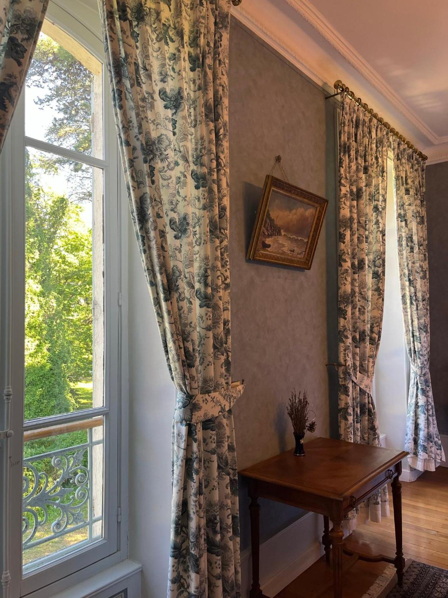 Bed and Breakfast Demeure Des Payratons Saint-Gerand-le-Puy Exterior foto